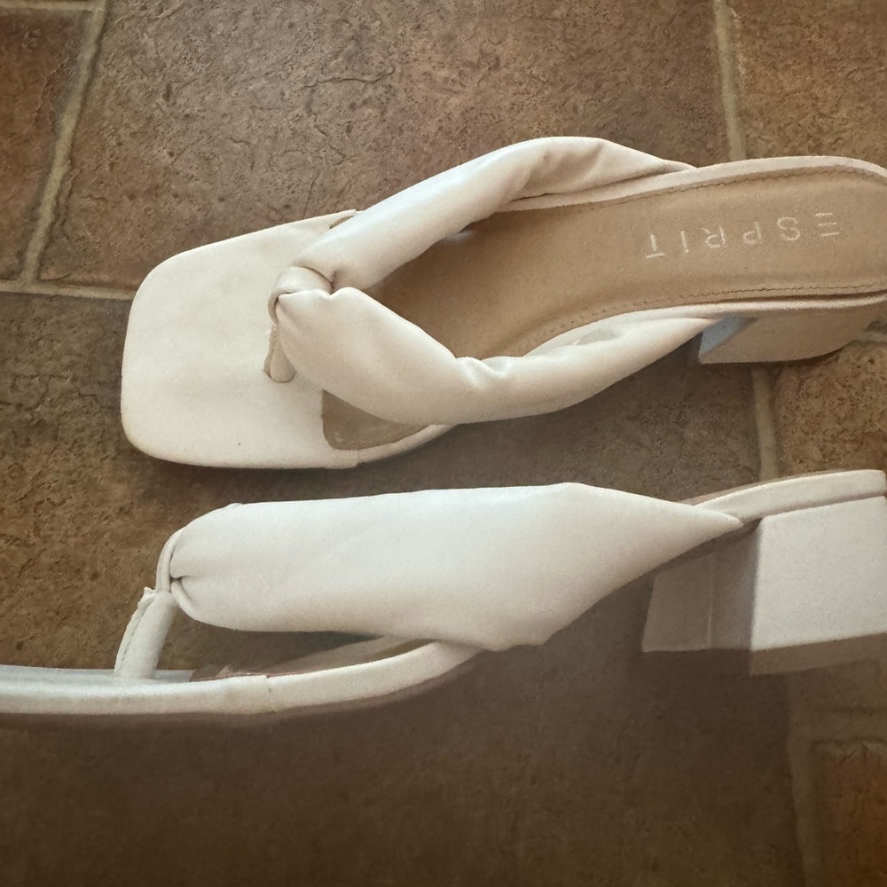 Esprit puffy strap white sandals 6.5